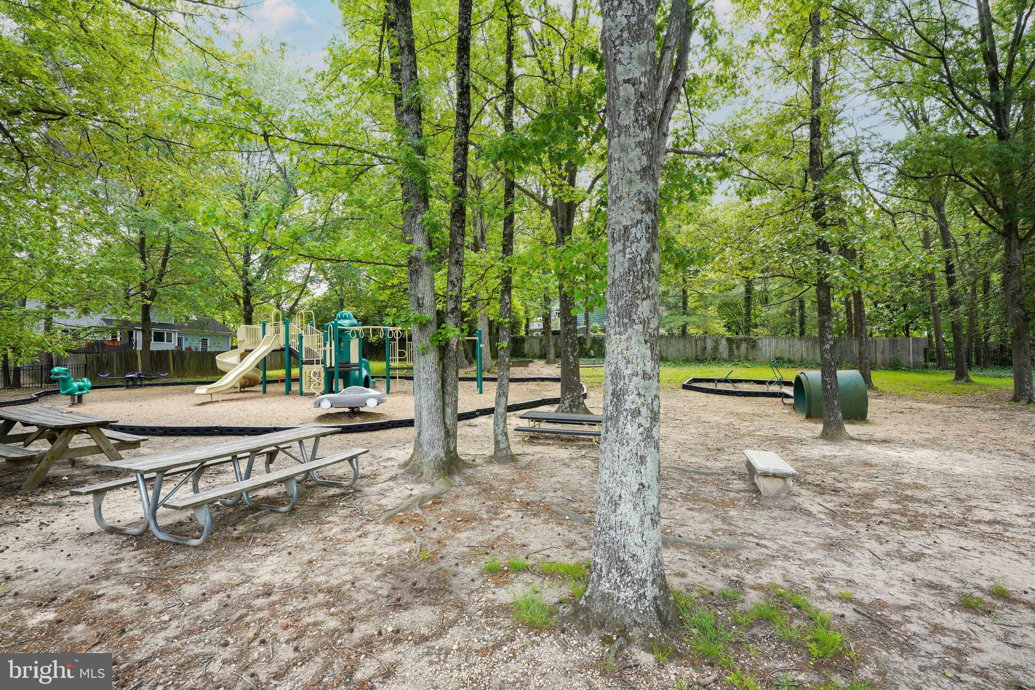 2041 MIDSHIPMAN DRIVE