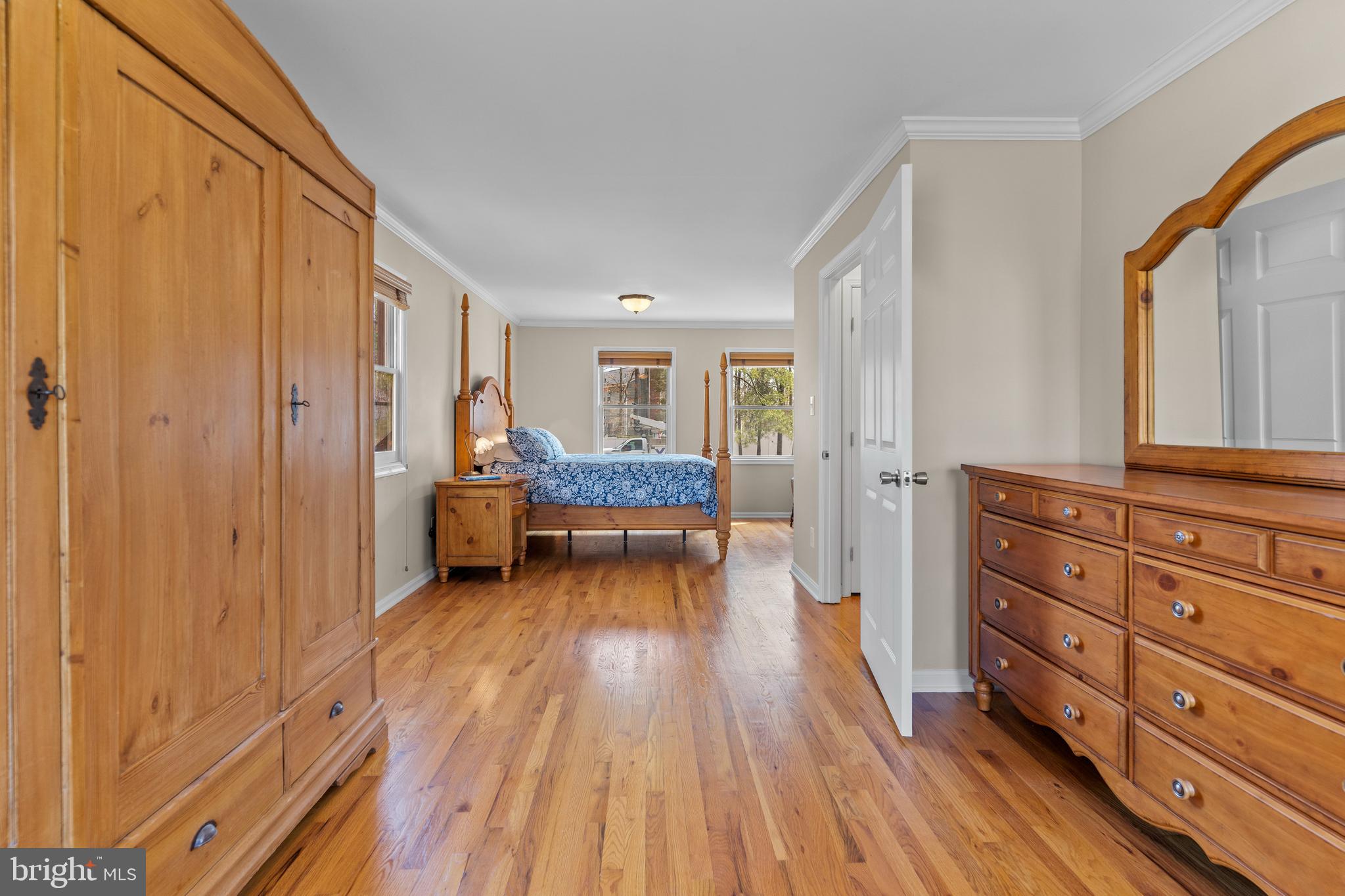 2041 MIDSHIPMAN DRIVE