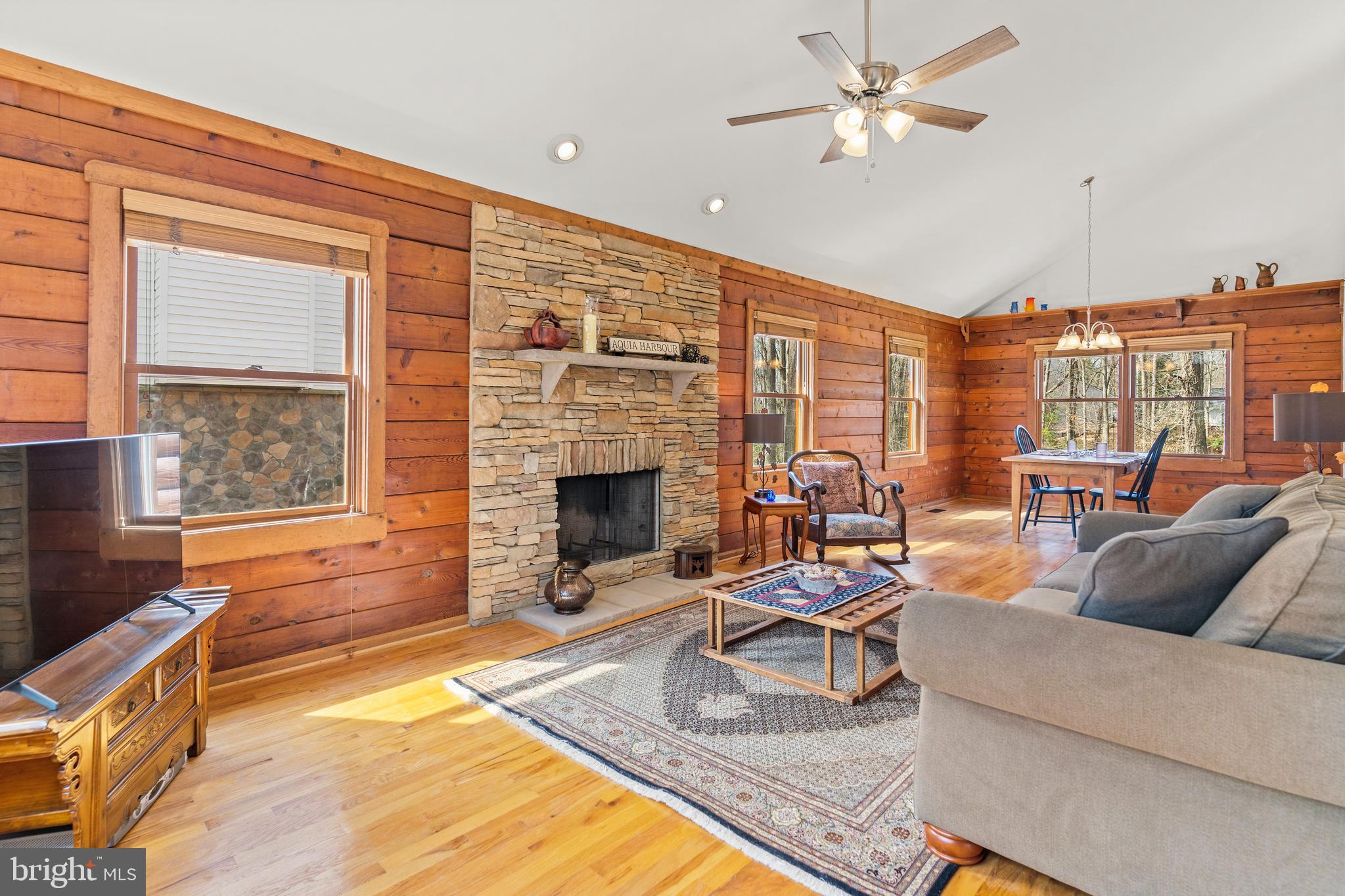 2041 MIDSHIPMAN DRIVE