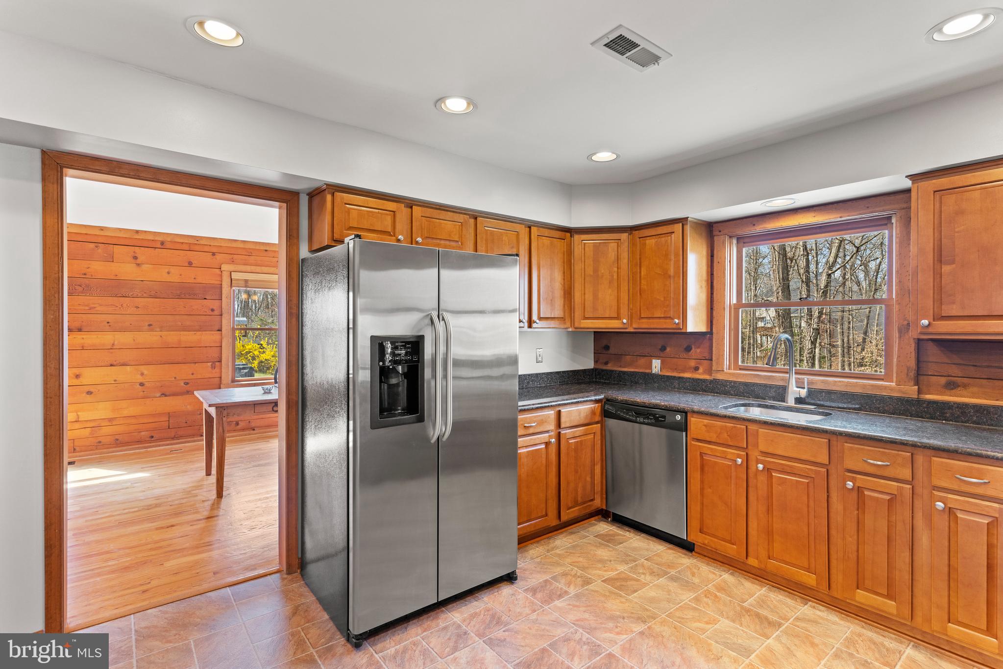 2041 MIDSHIPMAN DRIVE