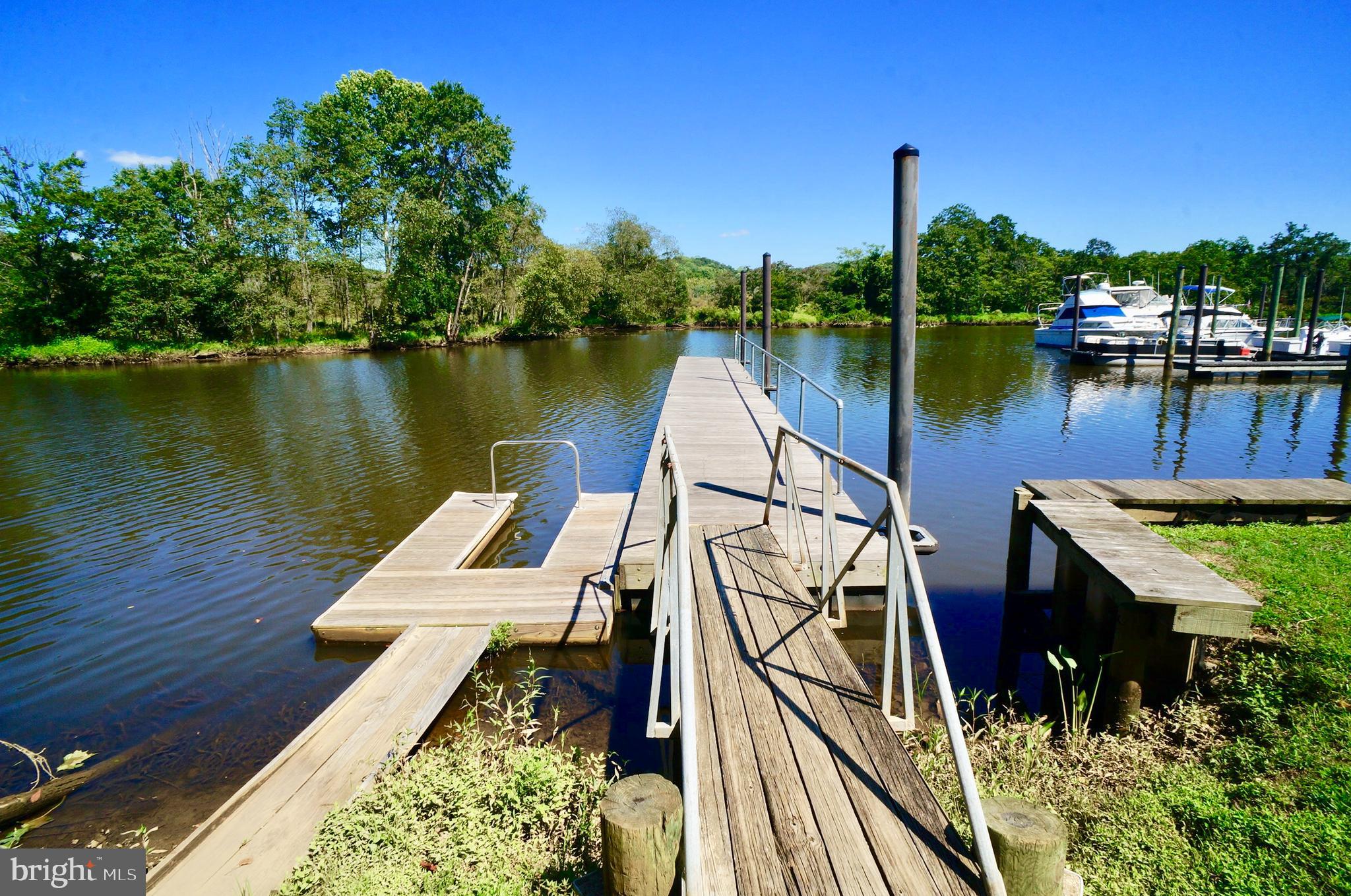 2041 MIDSHIPMAN DRIVE