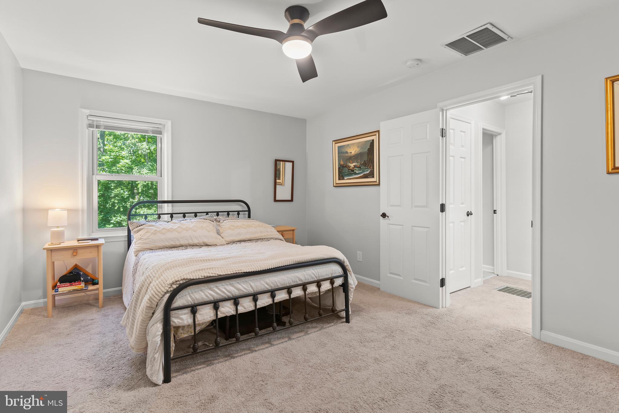 1205 WASHINGTON DRIVE