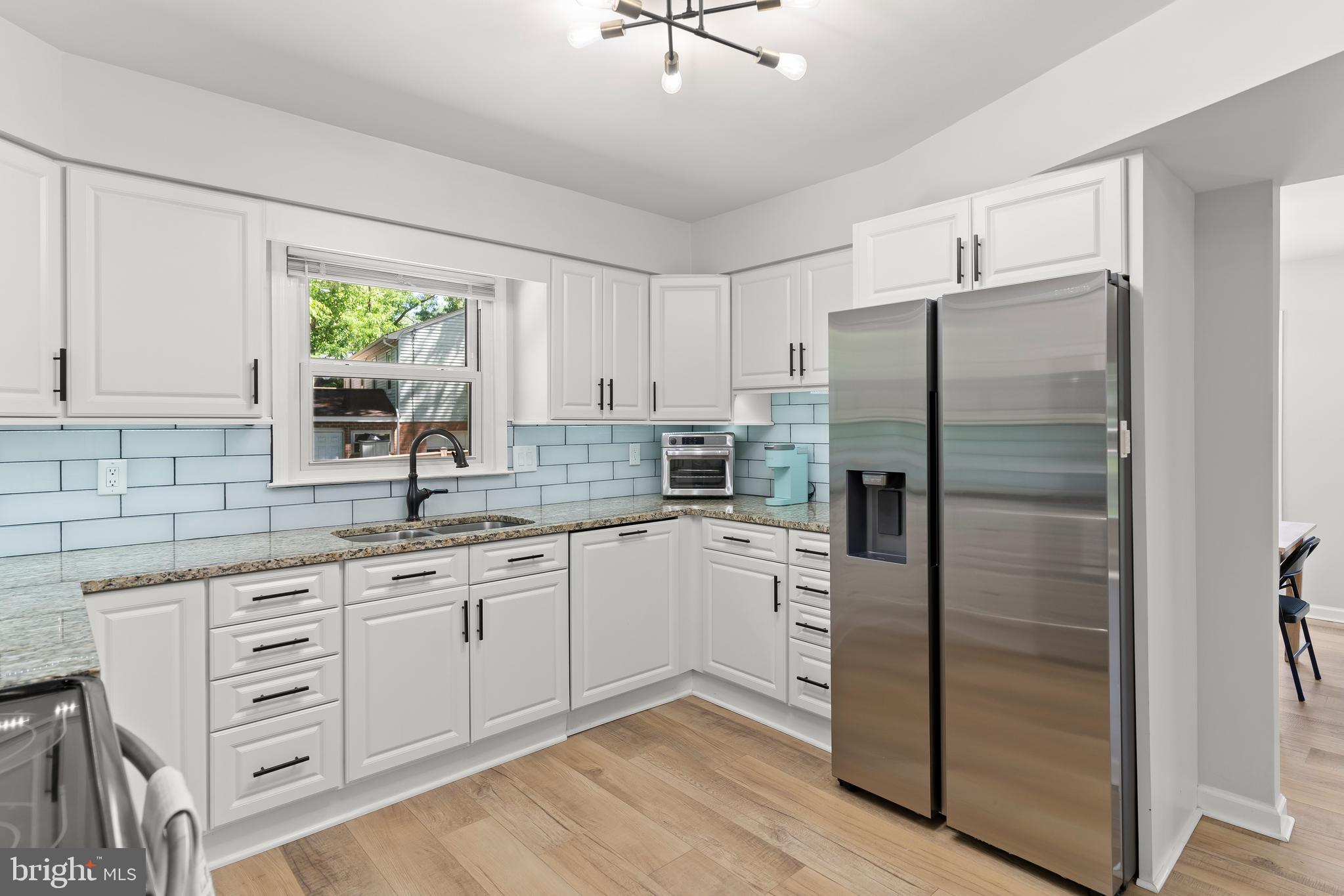 1205 WASHINGTON DRIVE