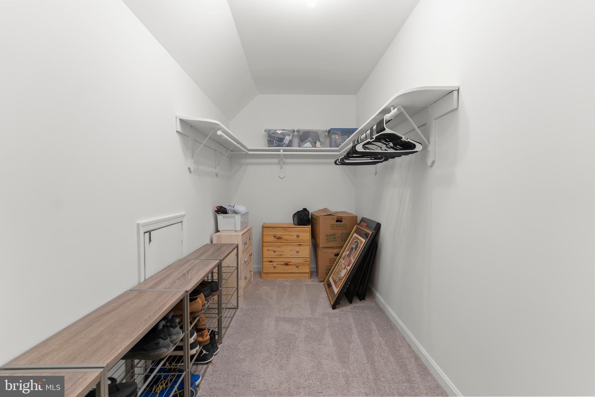 1205 WASHINGTON DRIVE