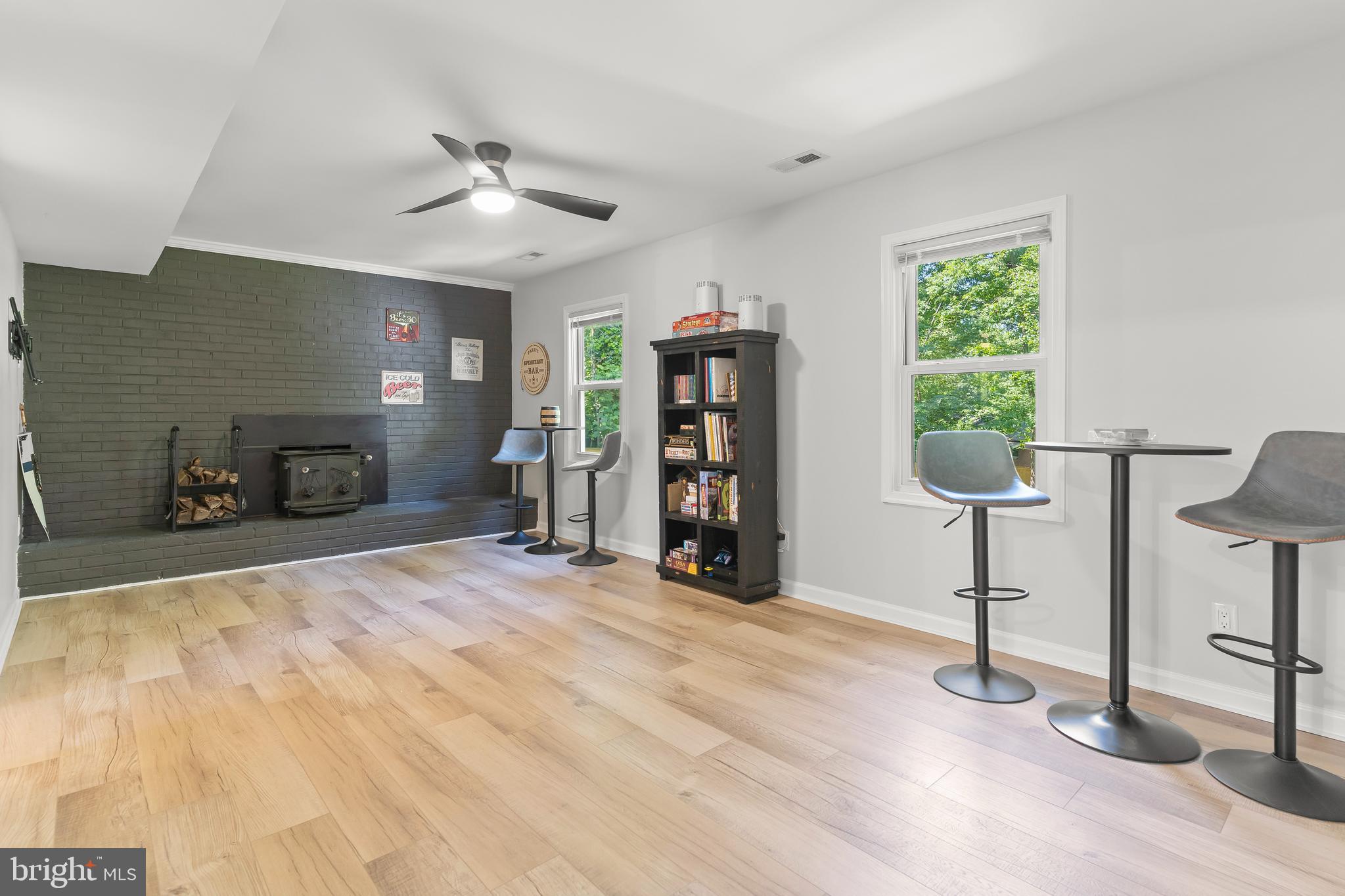 1205 WASHINGTON DRIVE