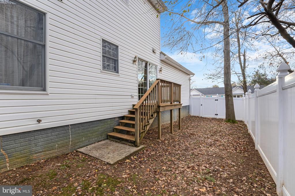 2 SEQUOIA LANE