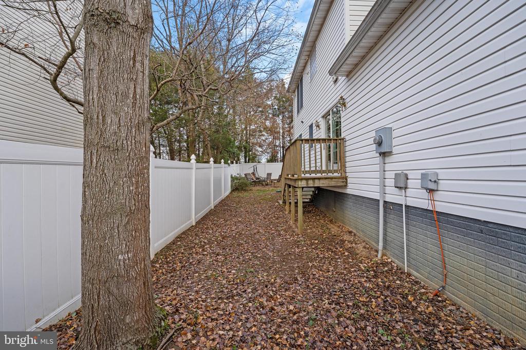 2 SEQUOIA LANE