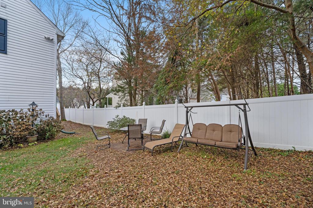 2 SEQUOIA LANE