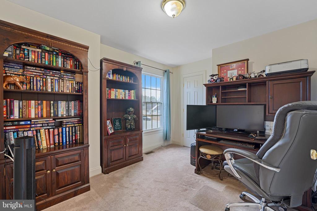 2 SEQUOIA LANE