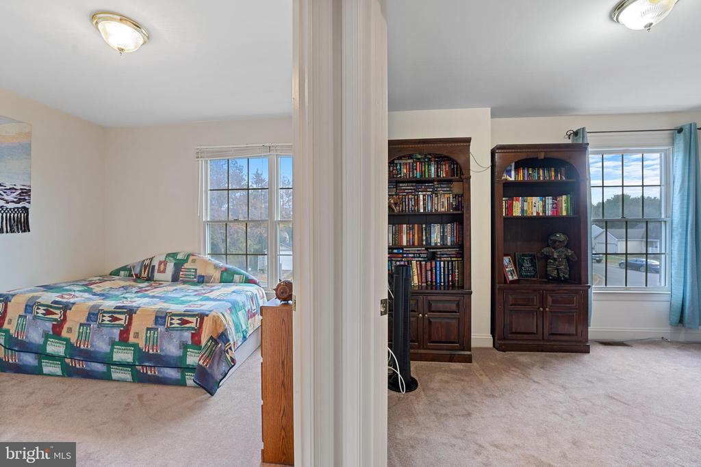 2 SEQUOIA LANE