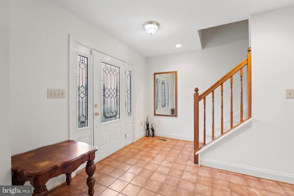 2 SEQUOIA LANE