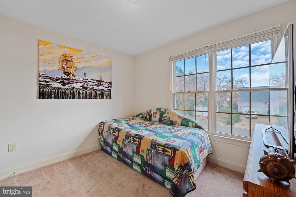 2 SEQUOIA LANE
