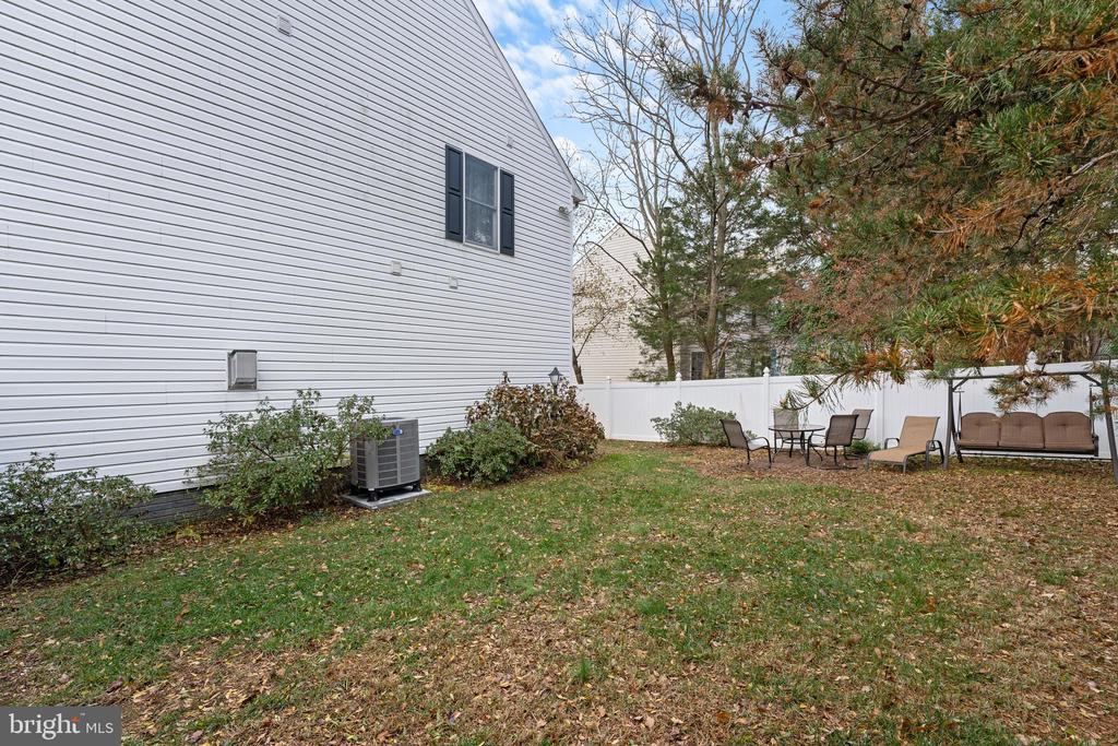 2 SEQUOIA LANE