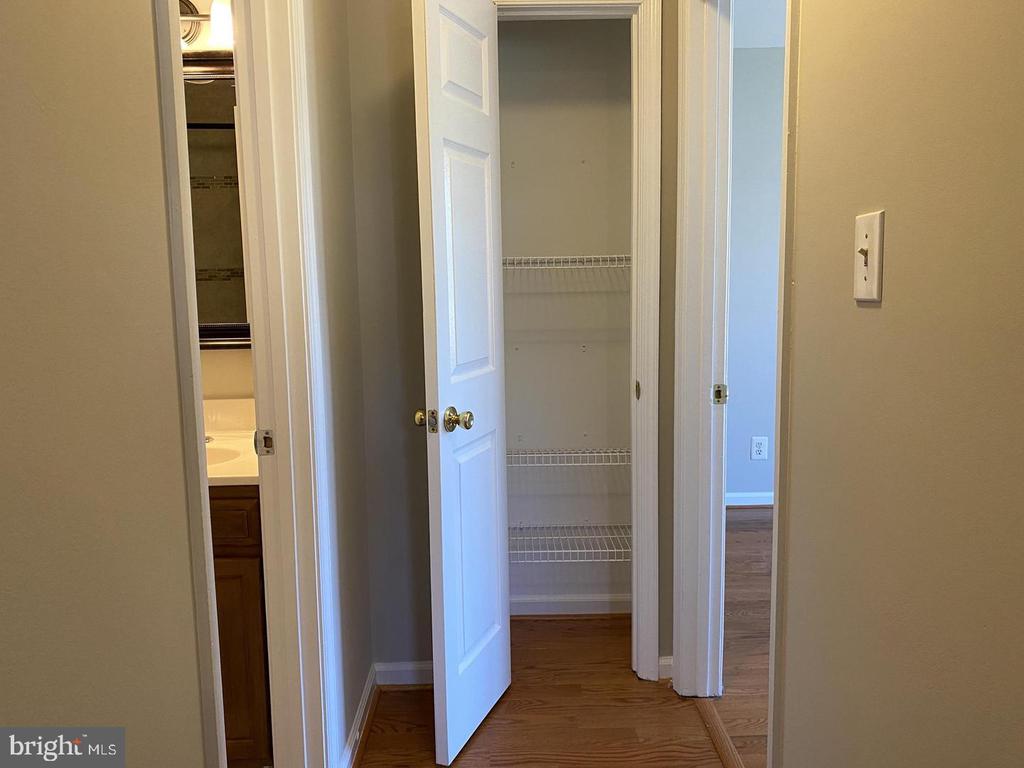 601 STAFFORD GLEN COURT