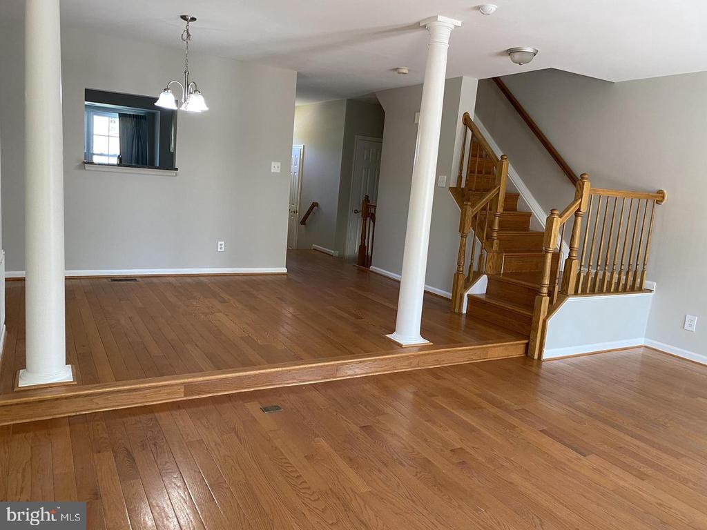 601 STAFFORD GLEN COURT