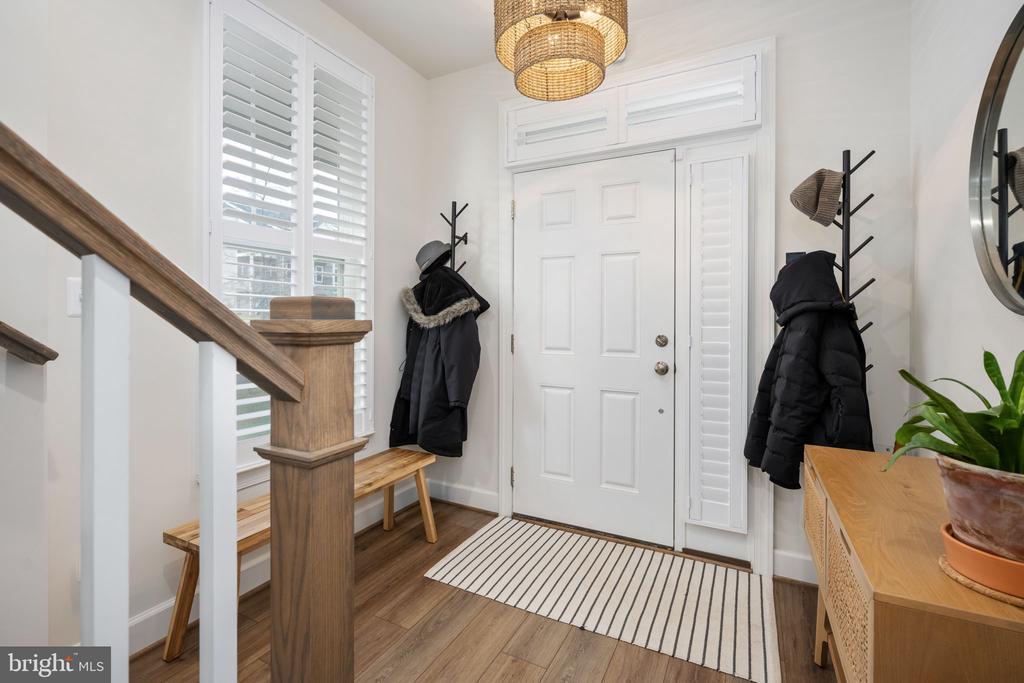 115 SMOKEBUSH DRIVE