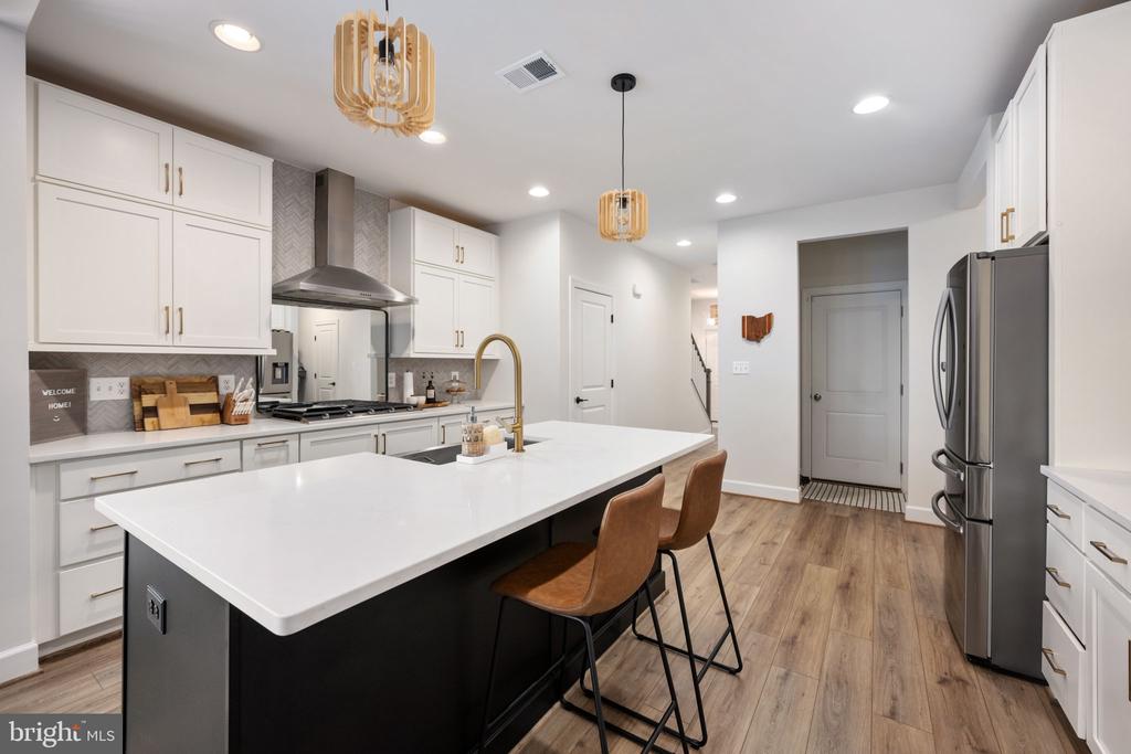 115 SMOKEBUSH DRIVE