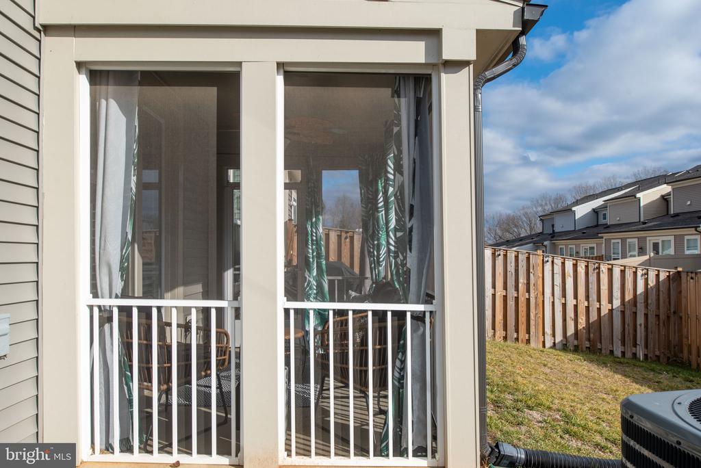 115 SMOKEBUSH DRIVE