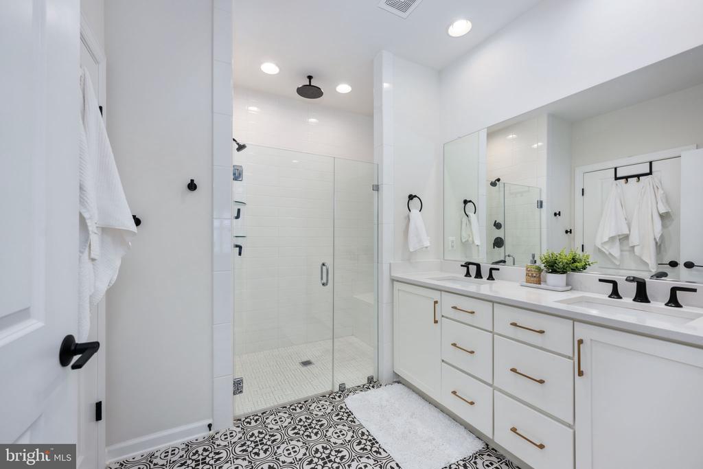 115 SMOKEBUSH DRIVE