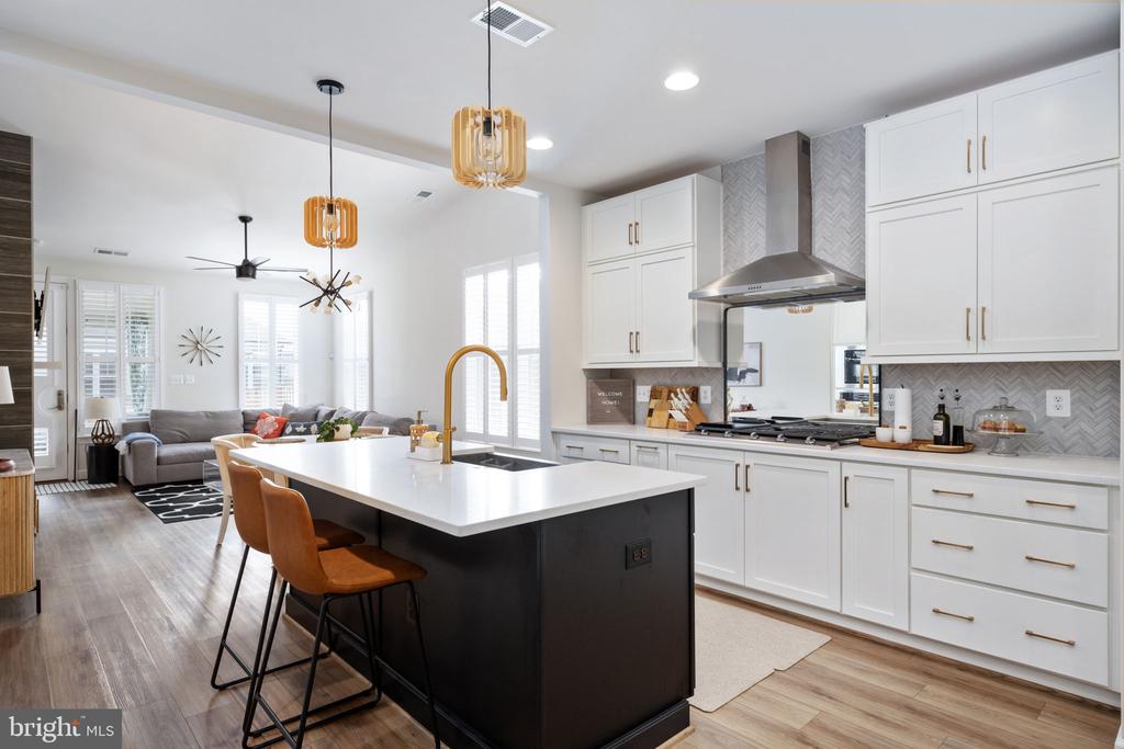 115 SMOKEBUSH DRIVE