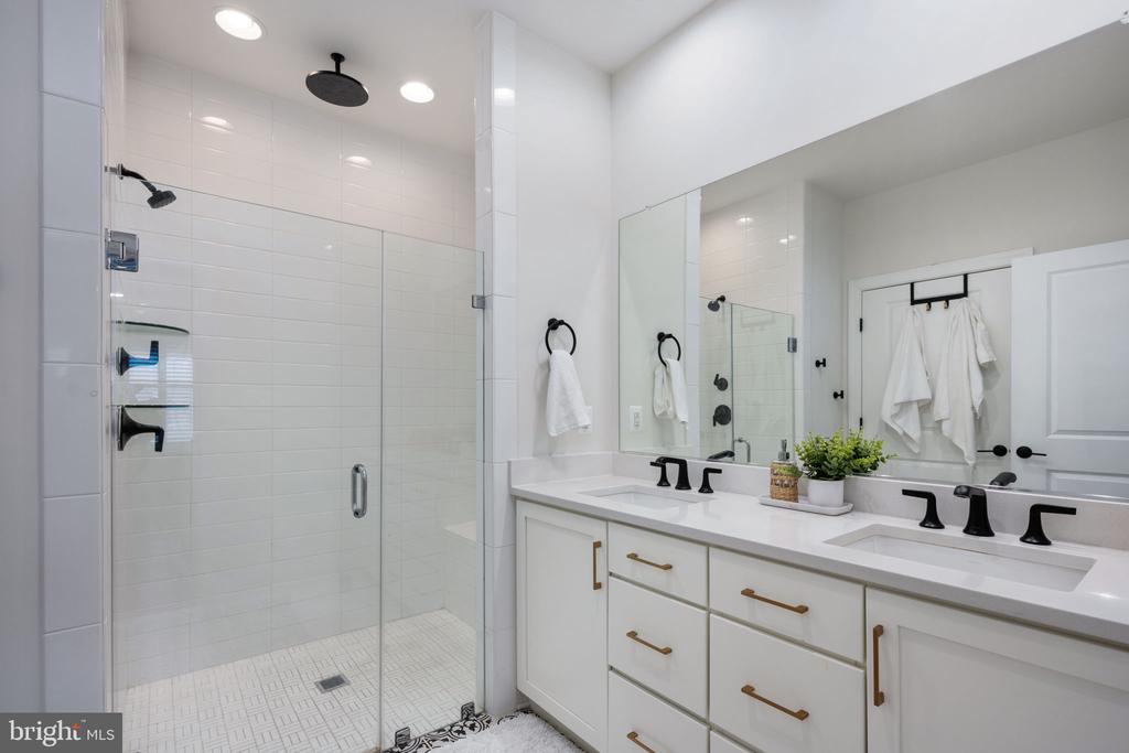 115 SMOKEBUSH DRIVE