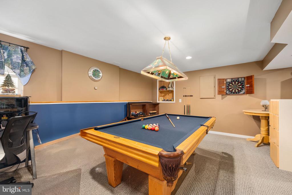 121 HARTWOOD MEADOWS DRIVE