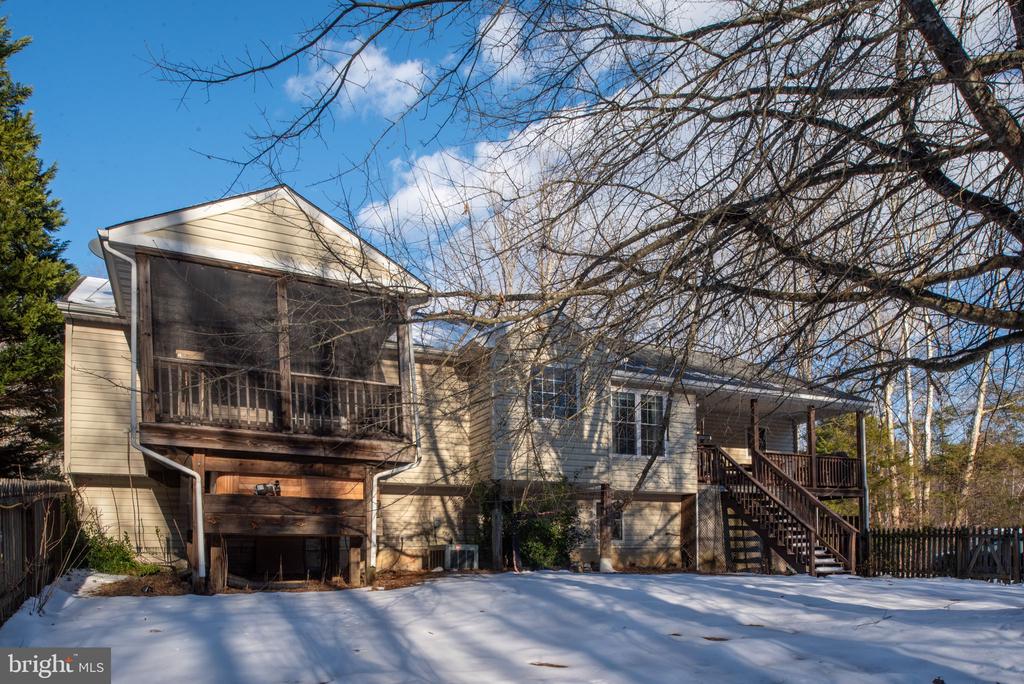 121 HARTWOOD MEADOWS DRIVE