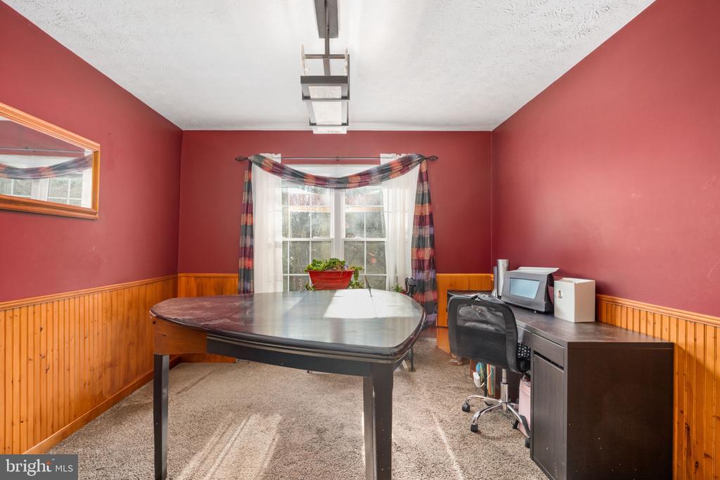 121 HARTWOOD MEADOWS DRIVE