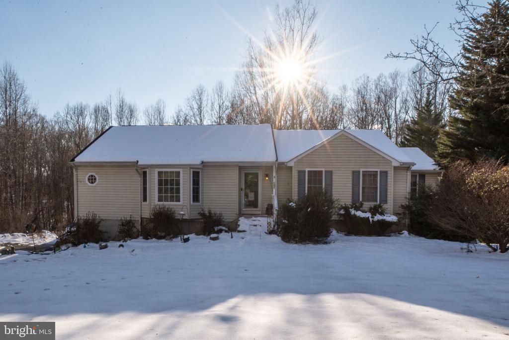 121 HARTWOOD MEADOWS DRIVE