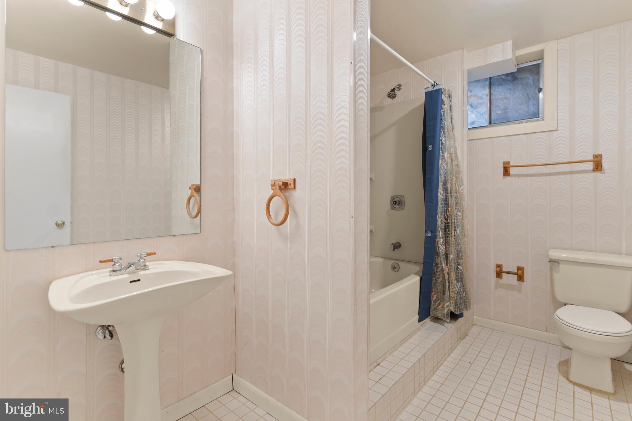 2013 MIDSHIPMAN DRIVE