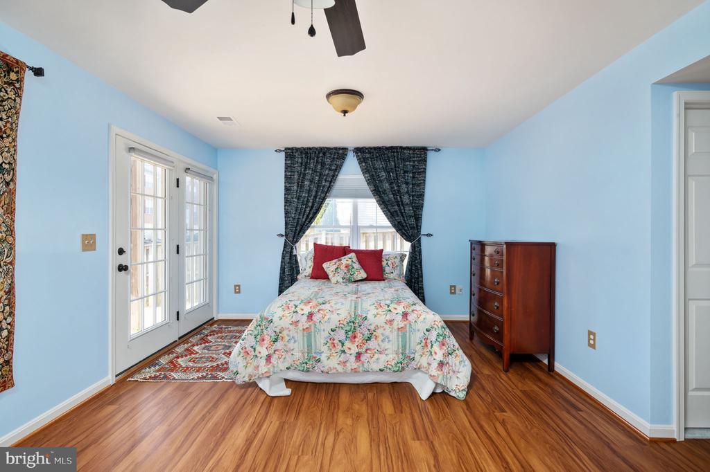217 CHESTERBROOK COURT