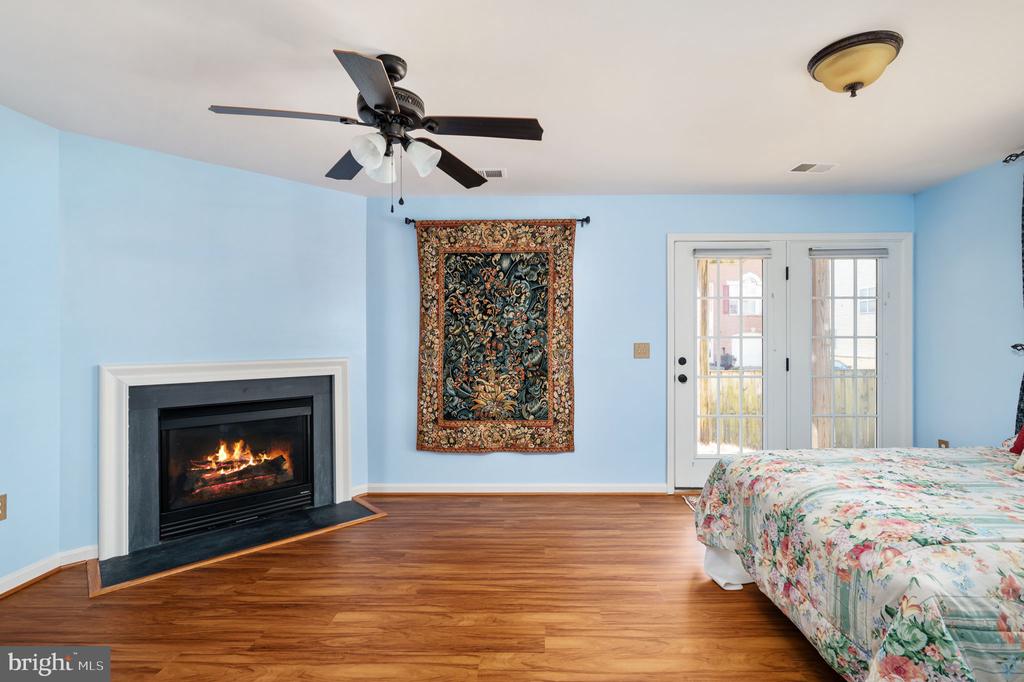 217 CHESTERBROOK COURT