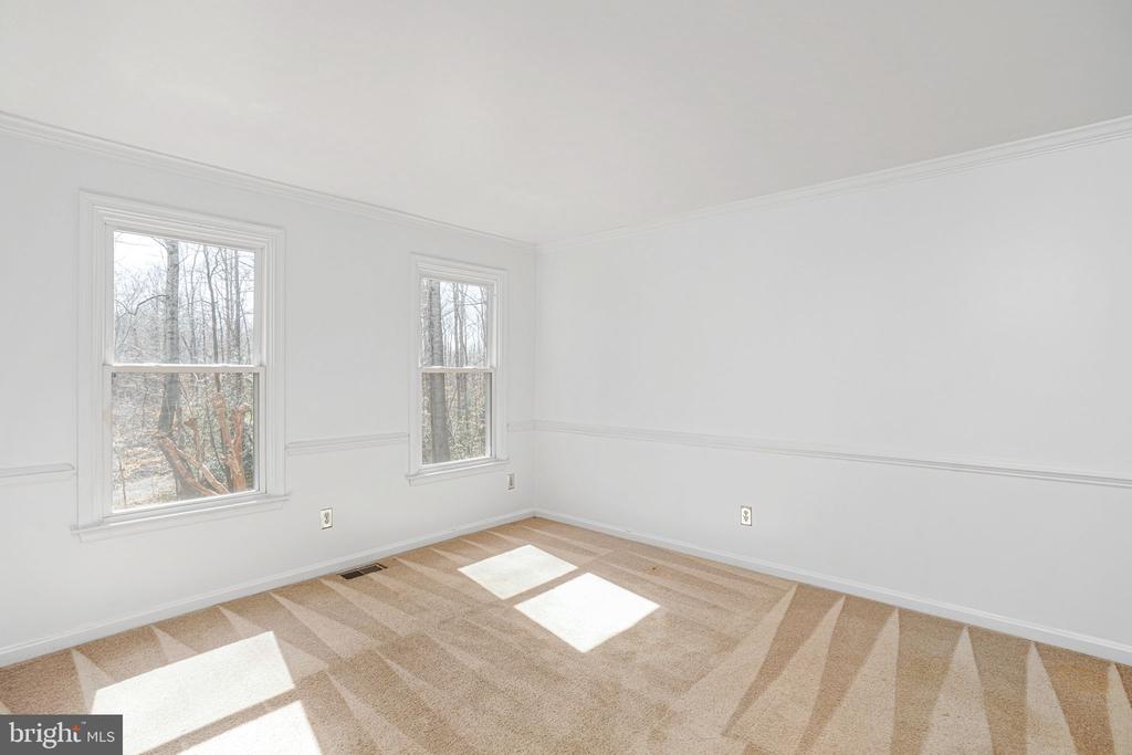 35 BAYBERRY LANE