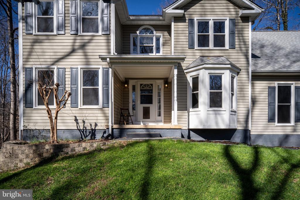 35 BAYBERRY LANE