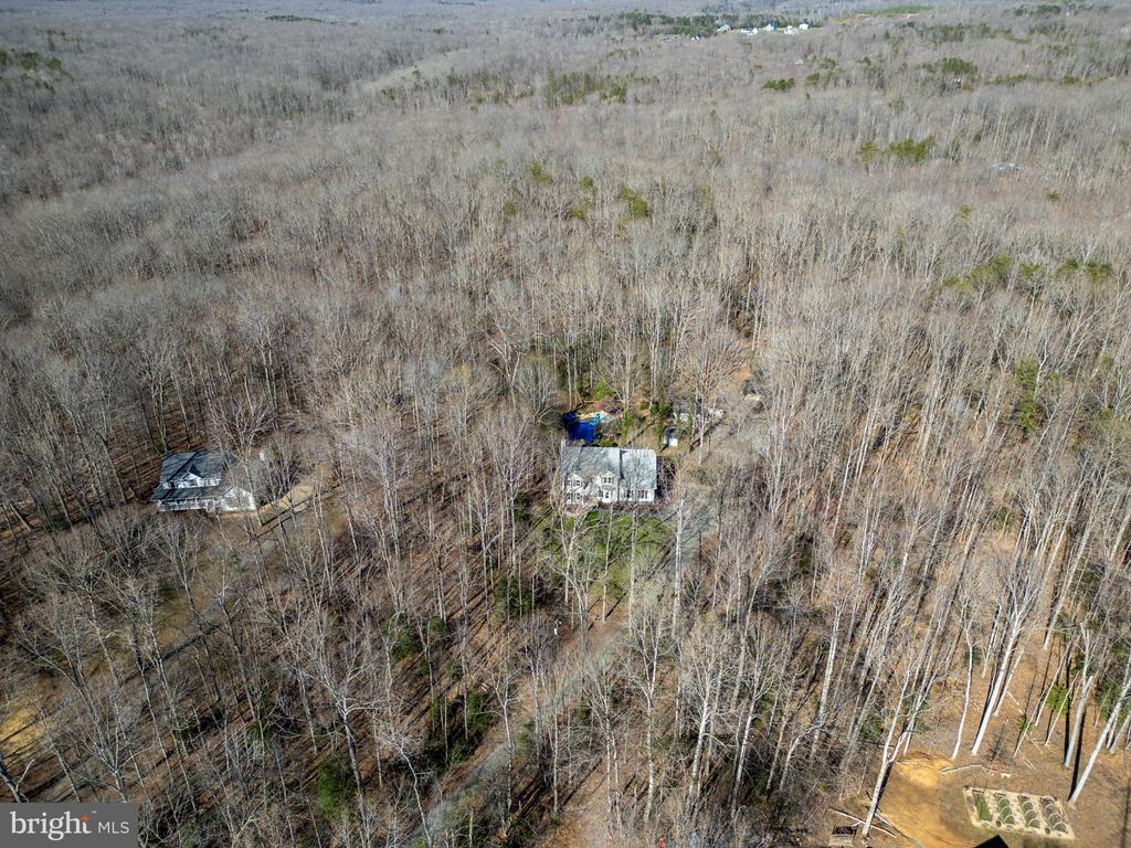 35 BAYBERRY LANE