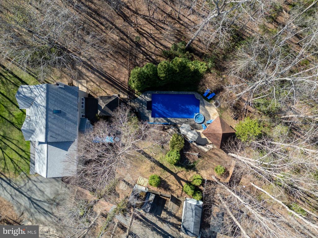 35 BAYBERRY LANE