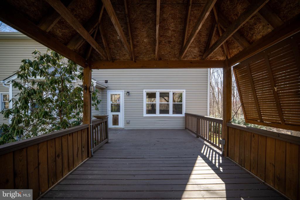 35 BAYBERRY LANE