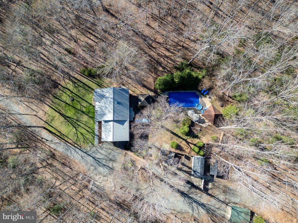 35 BAYBERRY LANE