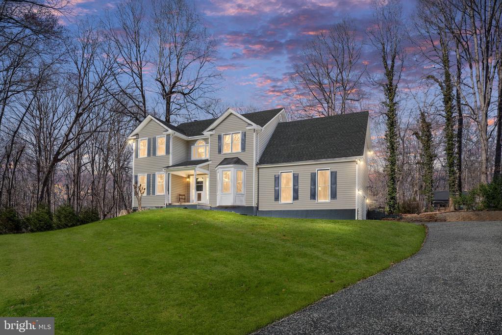 35 BAYBERRY LANE