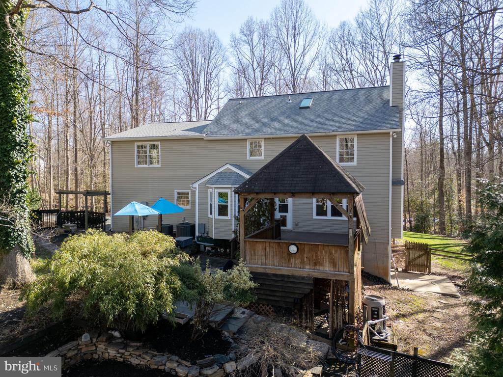 35 BAYBERRY LANE
