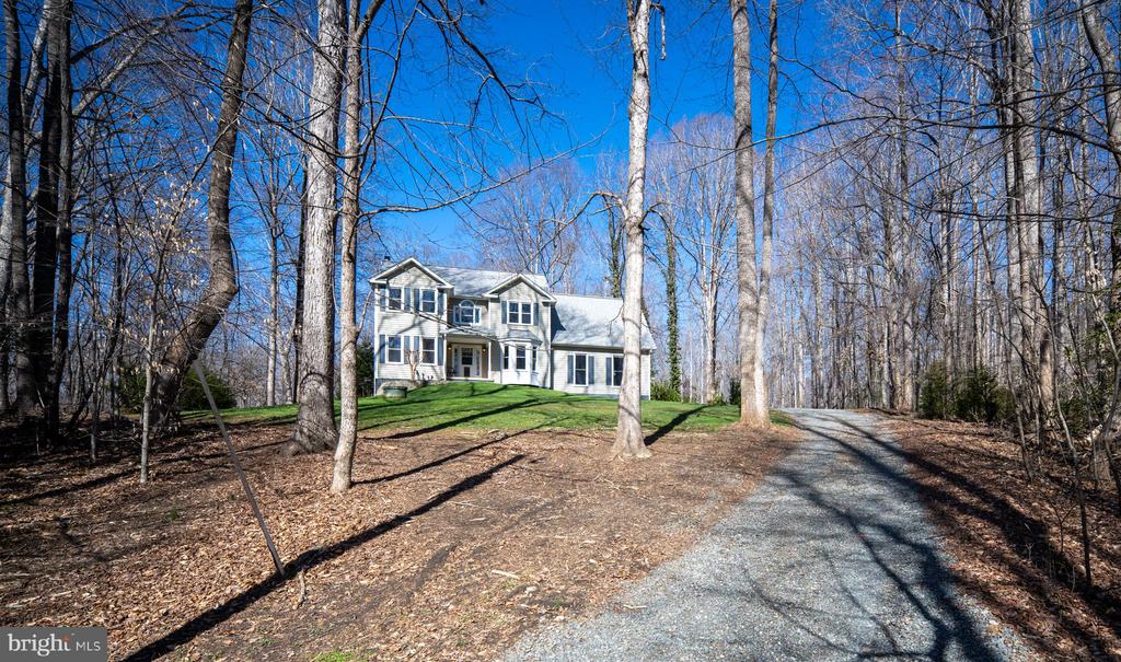 35 BAYBERRY LANE