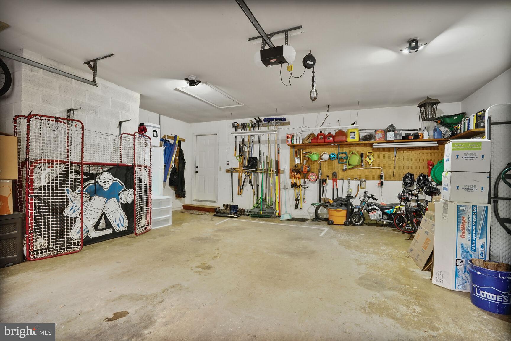 20 BOB WHITE LANE
