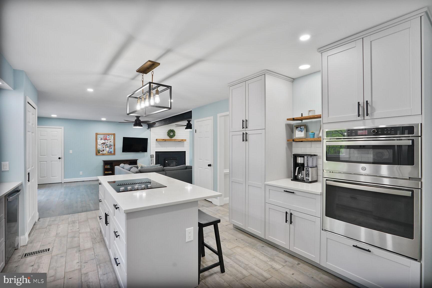 20 BOB WHITE LANE