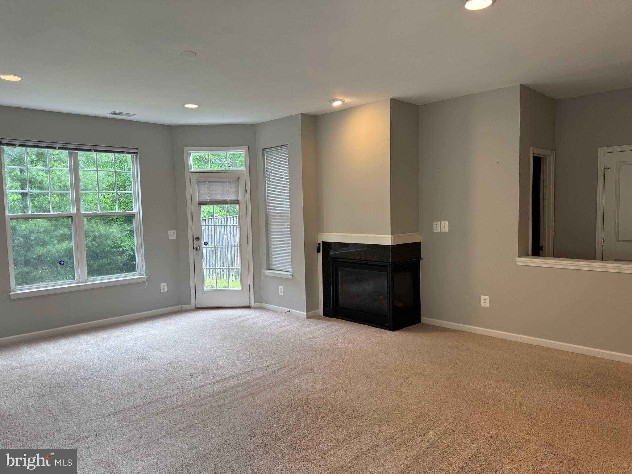 307 WOODSTREAM BOULEVARD