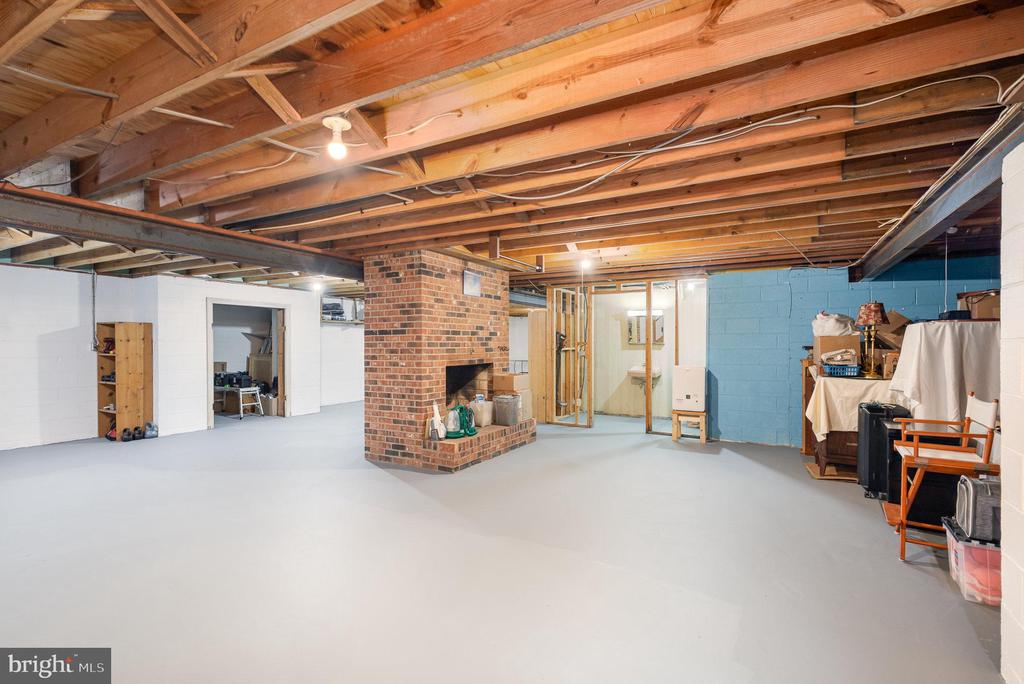 344 LEELAND ROAD