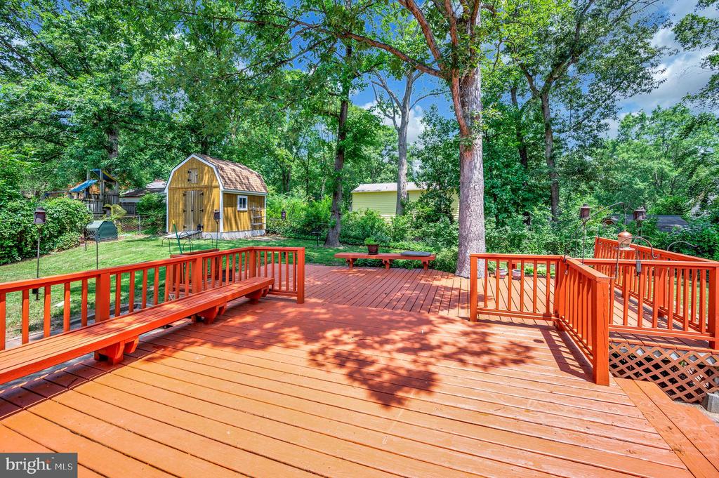 417 CAMDEN DRIVE