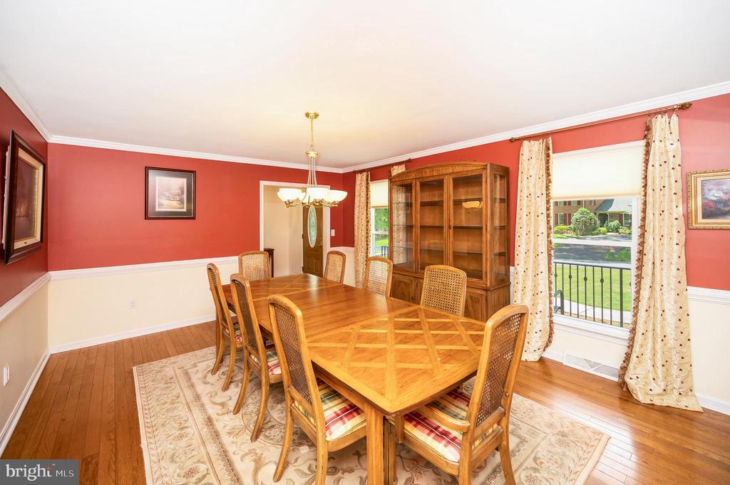 417 CAMDEN DRIVE