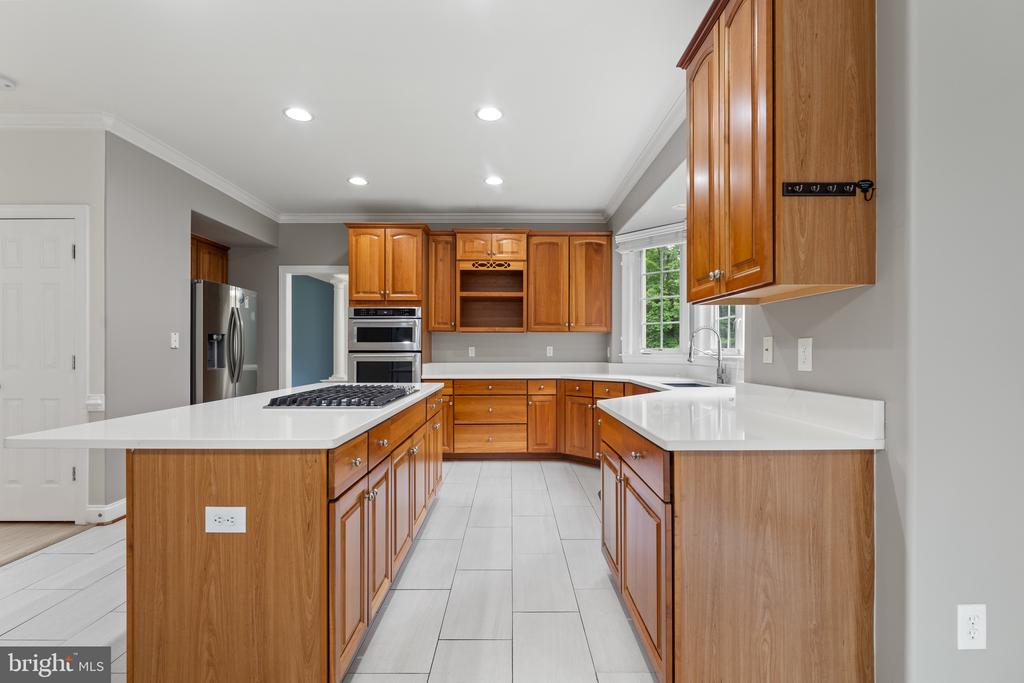 93 BROOKE CREST LANE