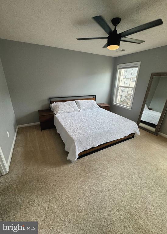 102 WINDJAMMER COURT