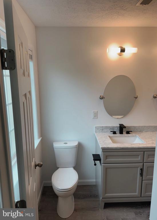 102 WINDJAMMER COURT
